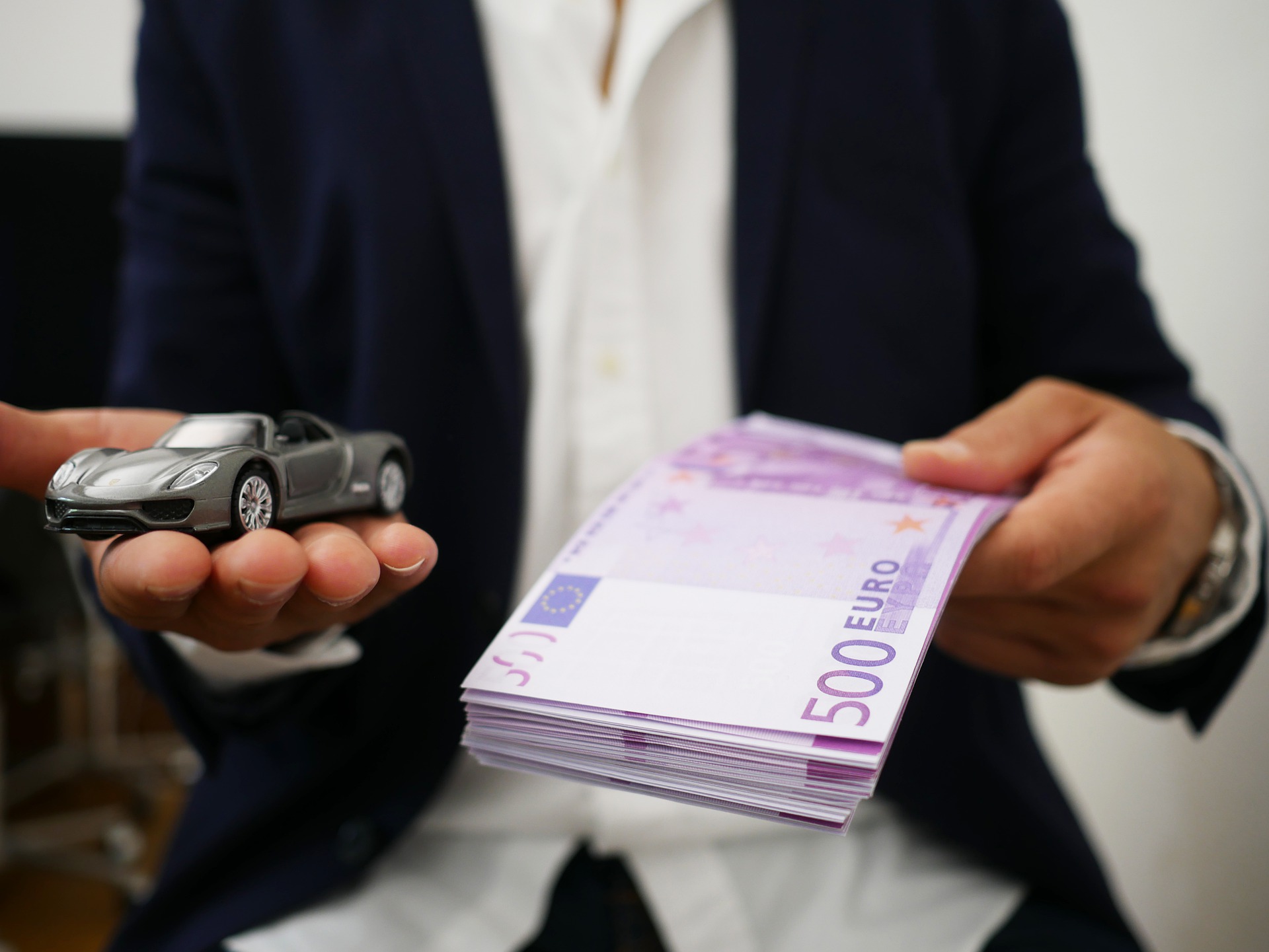 Things to Know Before Getting a Car Title Loan